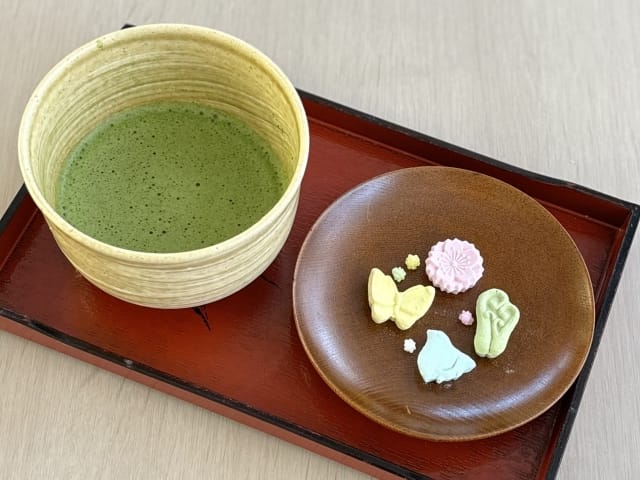 Rakugan and Tea