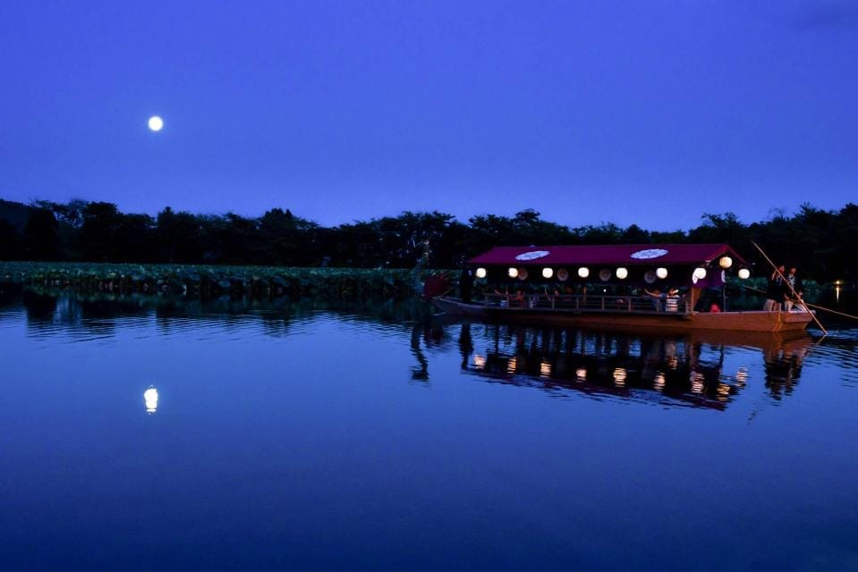 Daikakuji Temple Moon Viewing